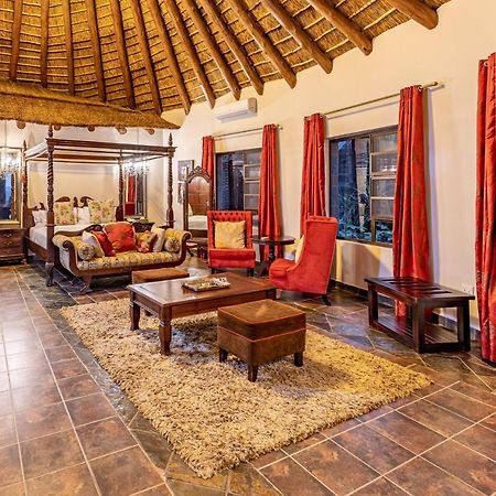 Zulu Nyala Game Lodge Hluhluwe Ngoại thất bức ảnh