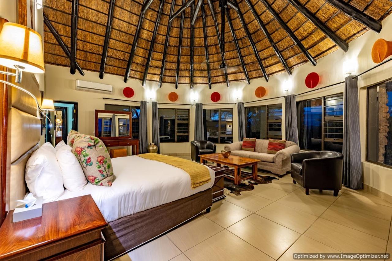 Zulu Nyala Game Lodge Hluhluwe Ngoại thất bức ảnh