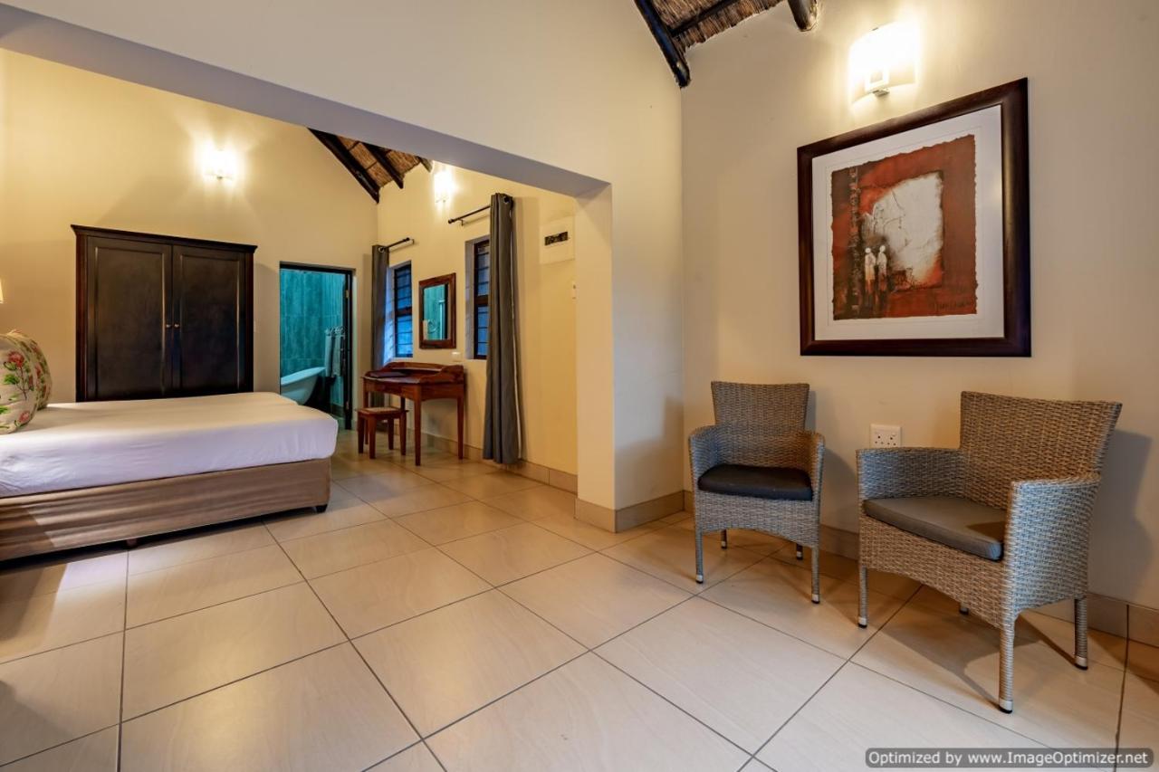 Zulu Nyala Game Lodge Hluhluwe Ngoại thất bức ảnh
