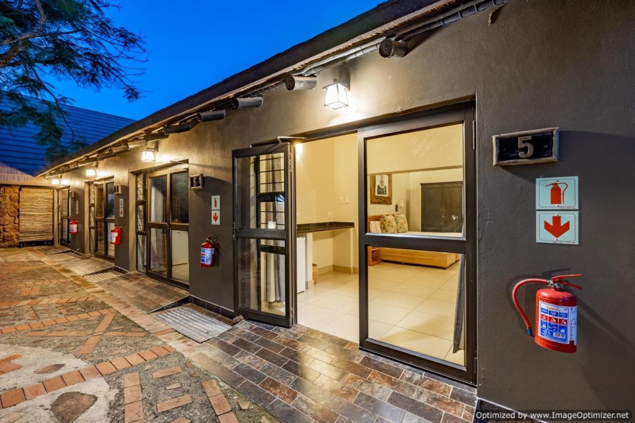 Zulu Nyala Game Lodge Hluhluwe Ngoại thất bức ảnh