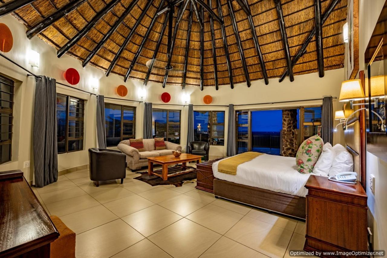 Zulu Nyala Game Lodge Hluhluwe Ngoại thất bức ảnh