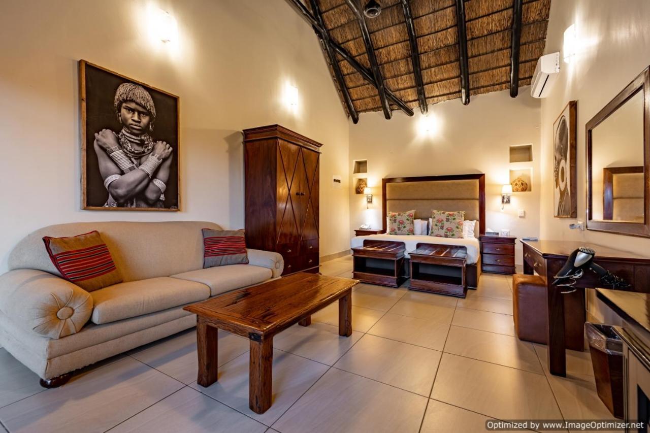Zulu Nyala Game Lodge Hluhluwe Ngoại thất bức ảnh