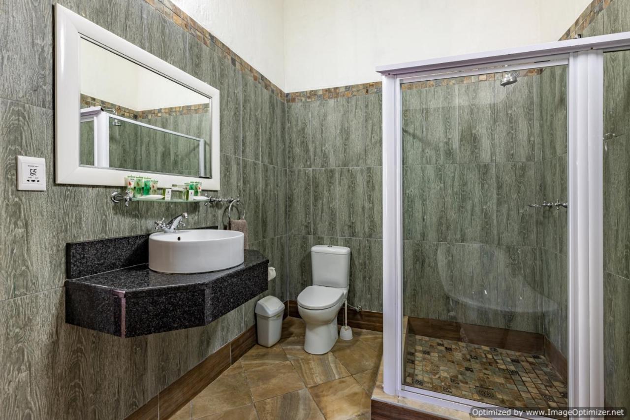 Zulu Nyala Game Lodge Hluhluwe Ngoại thất bức ảnh
